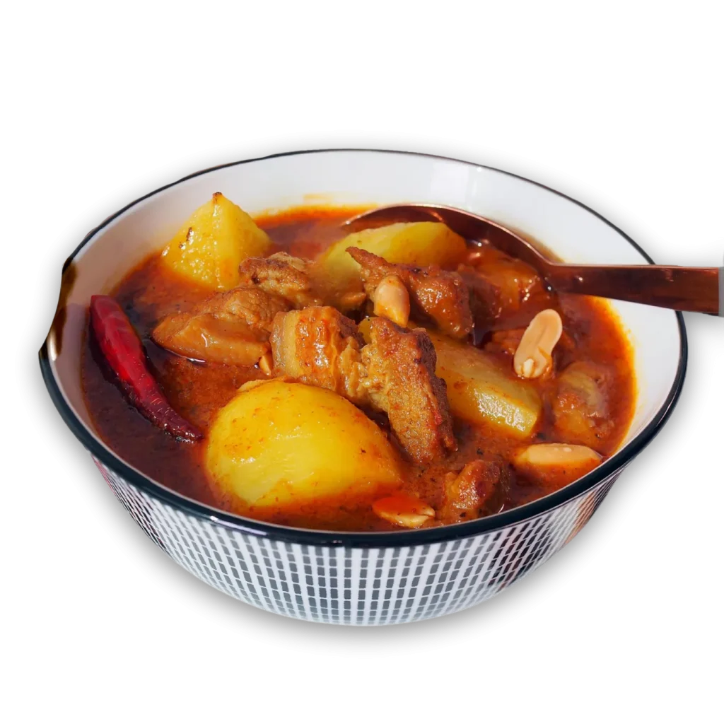 Gäng Massaman แกงมัสมั่น Massaman Curry, Kokosnussmilch, Kartoffeln, Zwiebeln, Zimtstangen, Sternanis, Erdnüsse